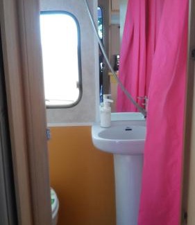 Yuco Otro | caravana en oasis privado