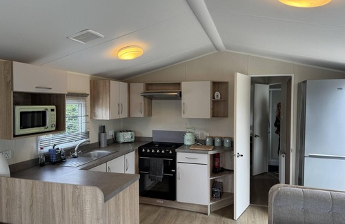 Brazzacott Cabina | CaravanBreak/3bed/PetsOk/FreeP/Tv/WiFi