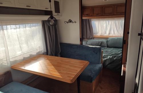 Apremont Otro | Caravane avec spa privatif en campagne