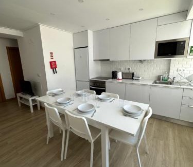 Oeiras Casa | Carcavelos Beach Shared Serviced Apartment 12