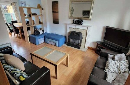 Splott Casa | Cardiff 3bed House-freeparking-15minwalktostadium