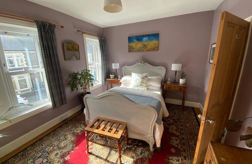 Splott Casa | Cardiff - Home from Home