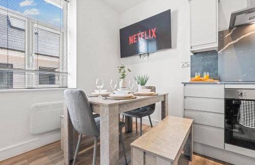 Roath Apartamento | Cardiff Luxe Flats with Spa Facilities