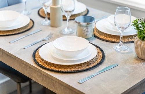 Roath Apartamento | Cardiff Luxe Flats with Spa Facilities