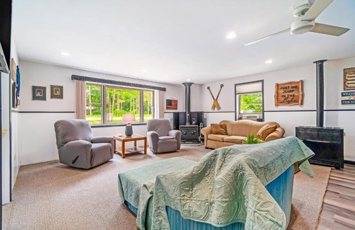 Lake Township Casa | Cardinal Cabin