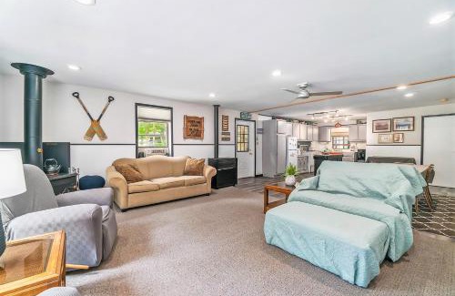 Lake Township Casa | Cardinal Cabin