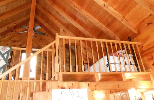 Blairsville Cabina | Cardinal Nest 80 2 Bedroom Cabin by Redawning