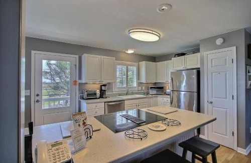 Frisco Casa | Cardinal Point #9-F