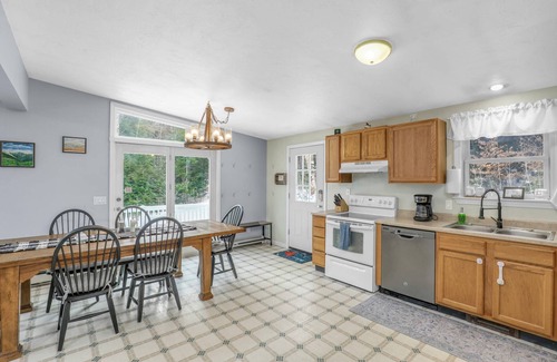 Campton Casa | Cardinals Perch