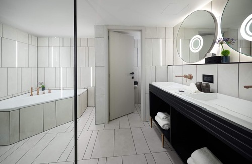 Rogier Hotel | Cardo Brussels, Autograph Collection