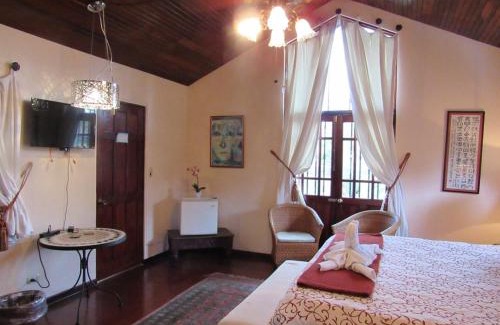 Ciudad Cariari Cama Y Desayuno | Cariari Bed & Breakfast