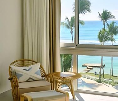 Juan Dolio - El Pueblo Apartamento | Caribbean Life Paradise,1BDRM & BBQ Beachfront Apt