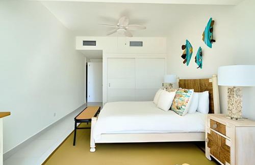 Juan Dolio - El Pueblo Apartamento | Caribbean Life Paradise,1BDRM & BBQ Beachfront Apt