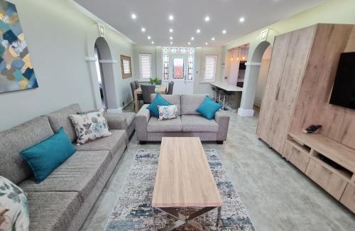 Port Edward Apartamento | Caribbean Estates - 35 Montego Bay by Luxe