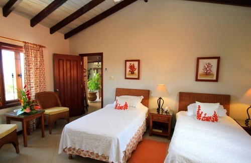 Maynards Casa | Caribbean Experience! 2 Spacious Units w/ Kitchen! Short Drive to Cove Bay!