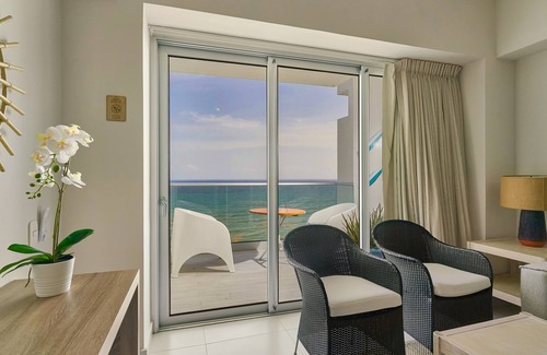Juan Dolio - El Pueblo Apartamento | Caribbean Sea Panoramic View Suite on 17 Level