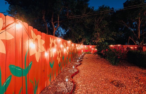 Houston Casa | Caribbean Style Joyful Boho Villa Sw Pool 5bdr 22Gsts Pool Tb TV Chan Hobby Area