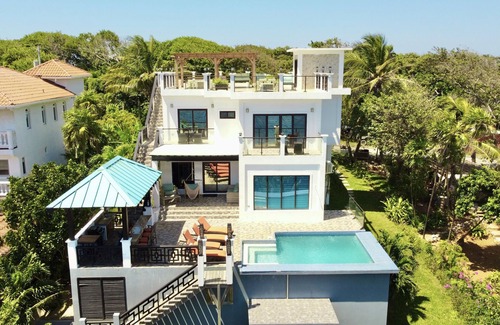 Antoneys Cay Casa | Caribbean Tower @Lighthouse Estates, West Bay