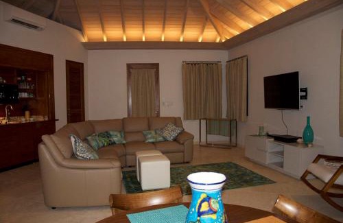 Spanish Town Villa | CARIBBEAN WIND
