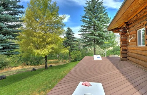 Glenwood Springs Cabina | Solar-Powered MTN Cabin in Glenwood Canyon, Western Activities on Site!