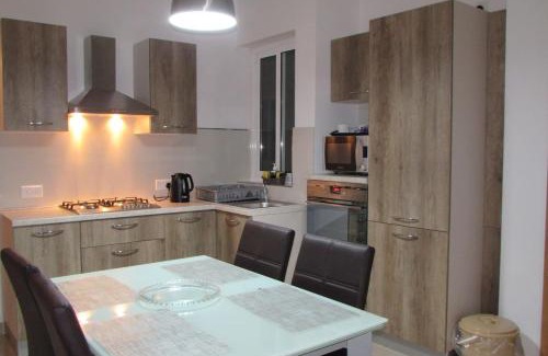 San Tumas Apartamento | Carina Court Apartment