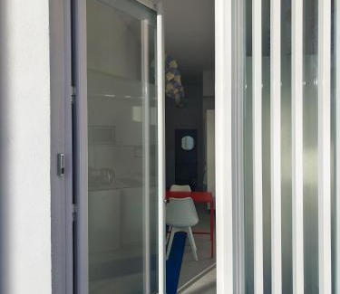 La Malva-rosa Apartamento | CariSan1 - 6 min to beach, modern, bright