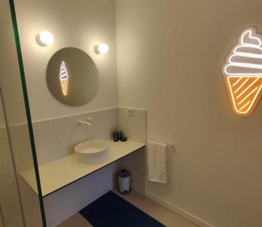 La Malva-rosa Apartamento | CariSan1 - 6 min to beach, modern, bright