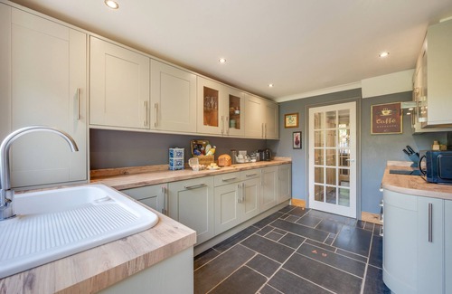 Lowestoft Casa | Carisbrooke - Tres Habitaciones Casa, Capacidad 6
