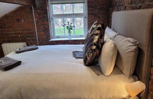 Carlisle Casa | Carlisle Central, Cute Studio Appt, The Cupboard