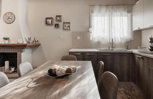 Nafplio Villa | Carlo Vivari House