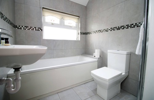 Newport Casa | Carlton Grove by Tŷ SA