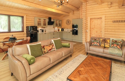 Carlton-in-Cleveland Cabaña | Carlton Lodge 1