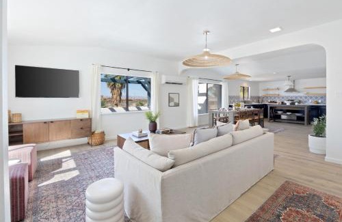 Twentynine Palms Casa | Carmella by AvantStay Modern JTree Home w Large Outdoor Area