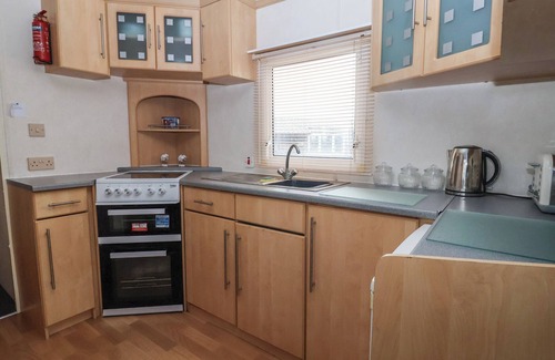 Chard Cabaña | CARNABY, family friendly, with a garden in South Chard