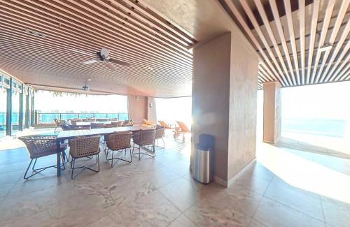 Gelang Patah Apartamento | Carnelian Tower Hotel at ForestCity 4103 with WIFI
