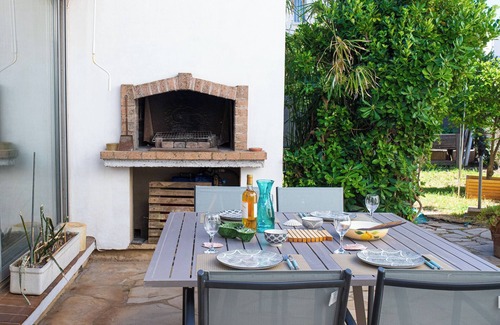 Carnon-Plage Villa | Carnon plage : Villa Lilou for 8 people, 30 metres from the beach
