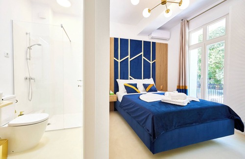 Bucharest Hotel | Carol Park View