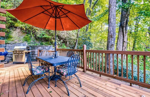 Lake Lure Casa | Carolina Mountain Retreat