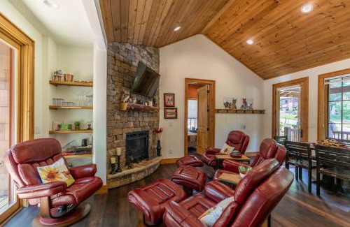 Blowing Rock Casa | Carolina Wren Cottage