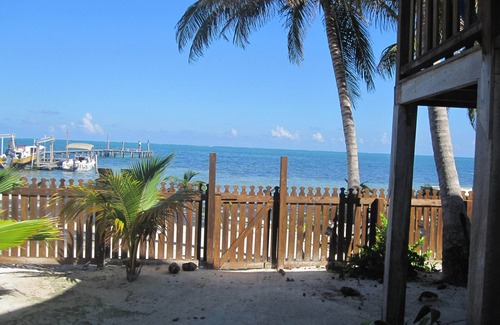 Cayo Corker Cabina | Carolyn's House (beachfront)