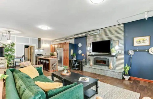 Englewood Apartamento | Carousel 2 - a proven location with a proven Host