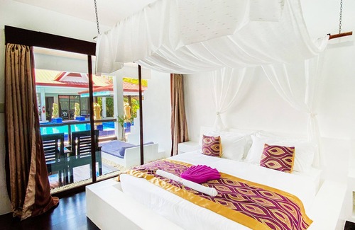 Puerto Princesa City Centre Hotel | Carpe Diem Villas & Resort