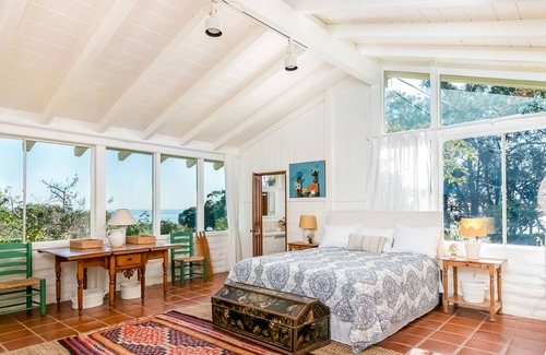 Carpinteria Casa | Carpinteria Adobe Ranch House on Bluffs Above Ocean