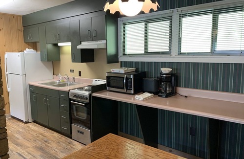 Gatlinburg Apartamento | Carr's Northside - Family Suite 3 Bedrooms