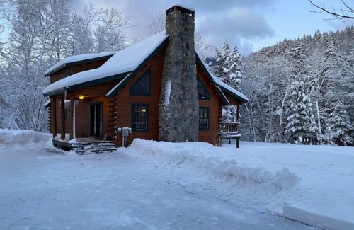 Carrabassett Valley Casa | Carrabassett River Retreat