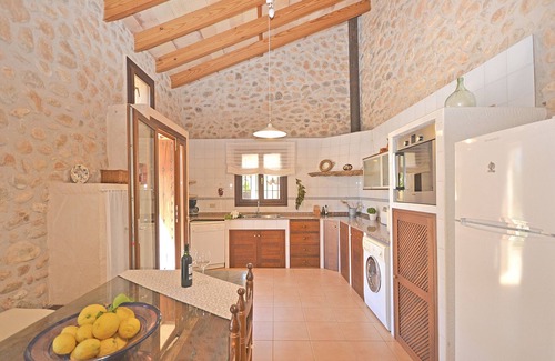 Sa Pobla Cabaña | Carratxet - Amplia casa con gran piscina y jardín en Buger, Mallorca