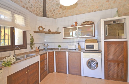 Sa Pobla Cabaña | Carratxet - Amplia casa con gran piscina y jardín en Buger, Mallorca