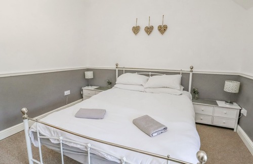 Cymau Cabaña | Carreg Cottage, MOLDE