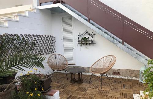 L'Eucaliptus Casa | Carrer Voramar 11