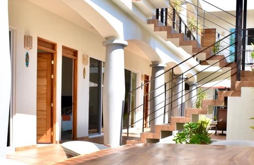 Rinconada Hotel | Carri Surf Studio